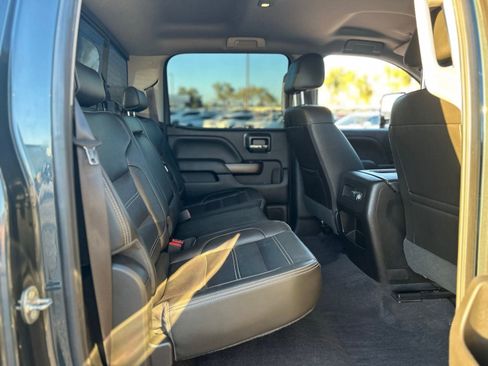 Used 2019 GMC Sierra 2500 Denali w/ Duramax Plus Package image 12