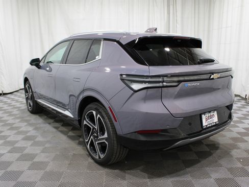 New 2026 Chevrolet Equinox EV LT image 36