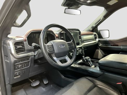 Used 2022 Ford F150 Lariat AWD/4WD image 9