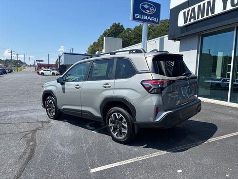 New 2026 Subaru Forester Premium AWD/4WD image 2