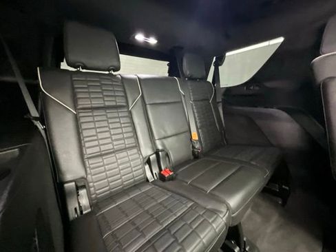 Used 2024 Cadillac Escalade V w/ LPO, ONYX Package AWD/4WD image 9