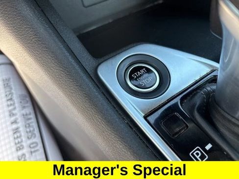 Used 2022 Nissan Sentra SV image 20