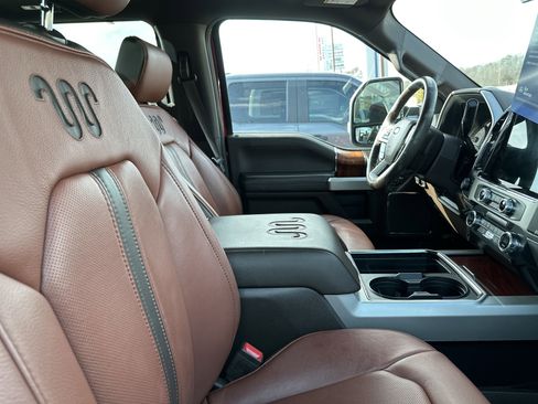Used 2022 Ford F250 King Ranch w/ King Ranch Ultimate Package image 6