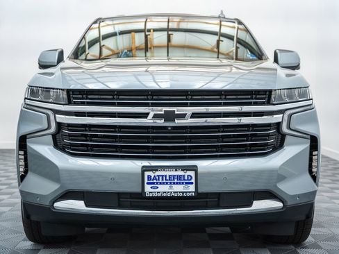 Used 2023 Chevrolet Tahoe LT w/ LT Signature Plus Package AWD/4WD image 2