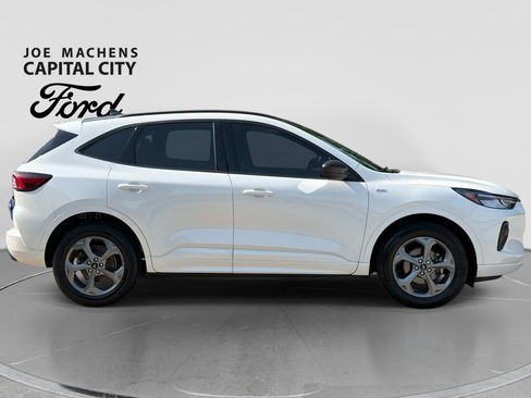 Used 2023 Ford Escape ST-Line w/ Tech Pack #1 AWD/4WD image 3