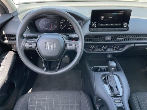Used 2025 Honda HR-V LX image 10