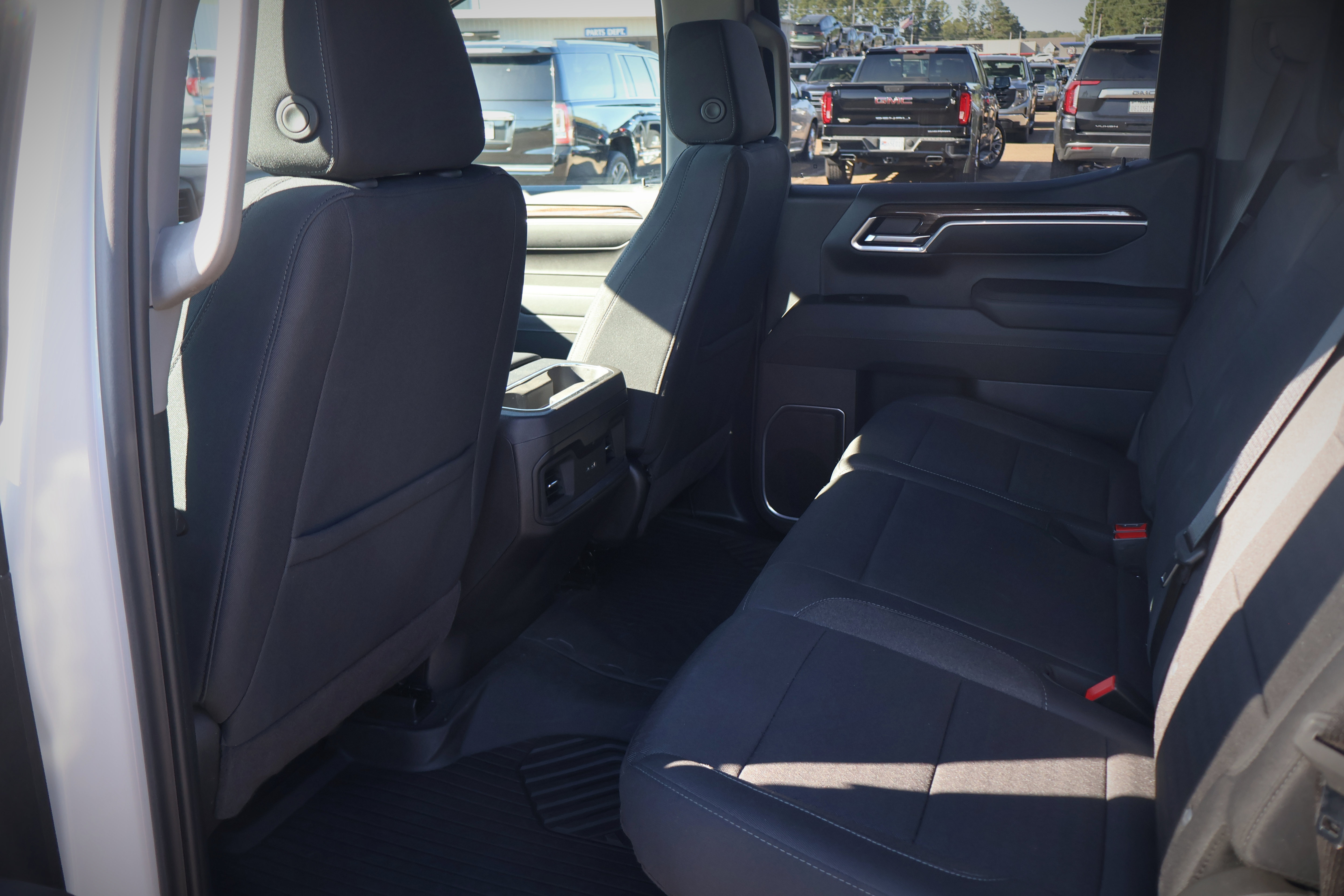 Used 2026 Chevrolet Silverado 1500 LT AWD/4WD image 22