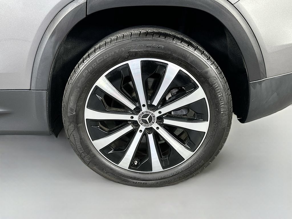 Used 2021 Mercedes-Benz GLB 250 w/ Premium Package image 33