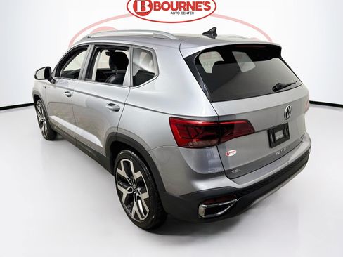 Used 2023 Volkswagen Taos SEL AWD/4WD image 10