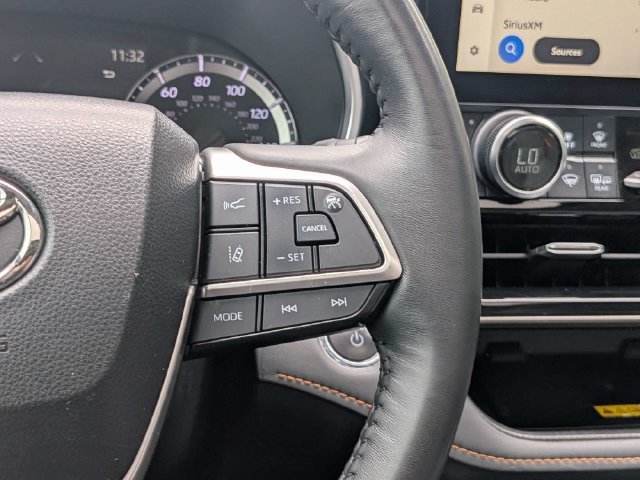 Used 2023 Toyota Highlander Bronze Edition AWD/4WD image 26