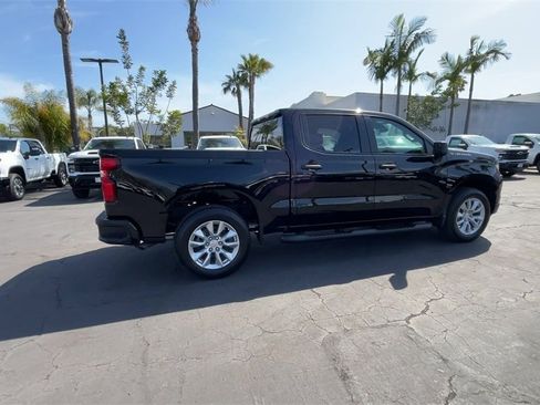 New 2025 Chevrolet Silverado 1500 Custom image 8