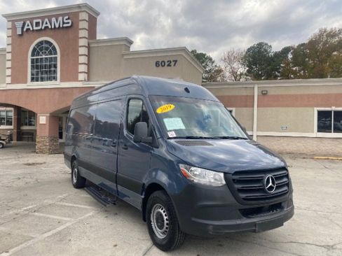 Used 2019 Mercedes-Benz Sprinter 170 image 9