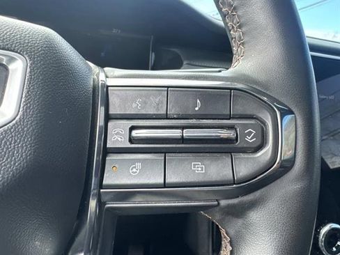 Used 2024 GMC Acadia AT4 w/ Super Cruise Package image 14