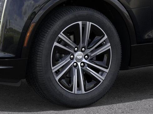 New 2026 Cadillac Lyriq Premium Luxury w/ LPO, Floor Liner Package AWD/4WD image 9