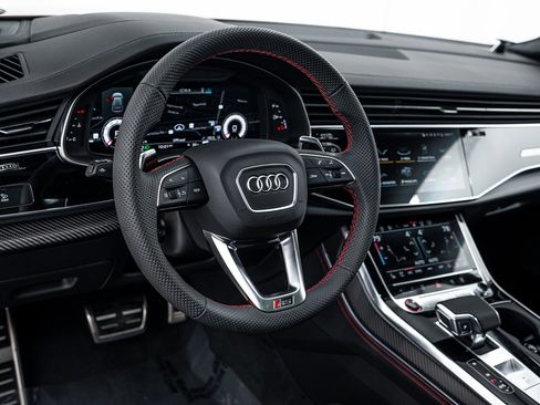 New 2026 Audi RS Q8 performance image 10
