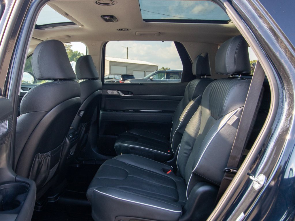Certified 2024 Hyundai Palisade Limited FWD image 9