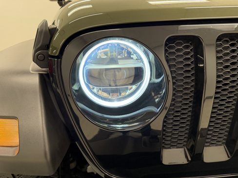 Used 2021 Jeep Wrangler Unlimited Sport image 59