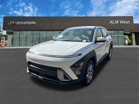 Used 2026 Hyundai Kona SE FWD image 1