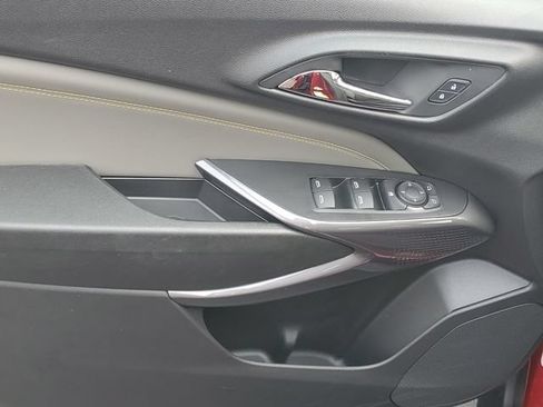 Certified 2024 Chevrolet Trax ACTIV w/ Sunroof Package FWD image 14