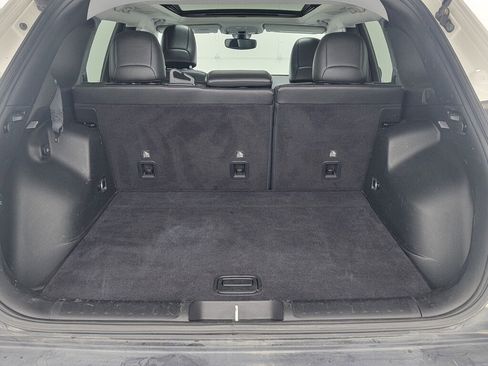 Used 2019 Jeep Cherokee Trailhawk w/ Comfort/Convenience Group image 30