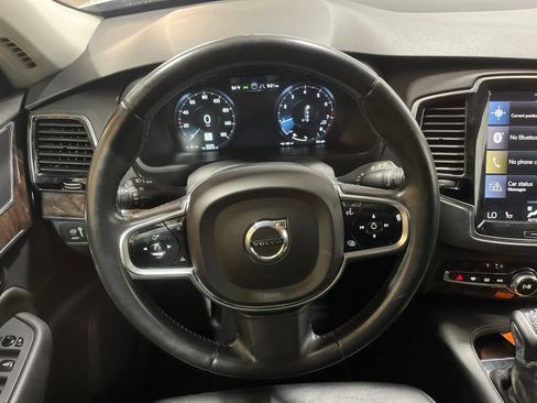 Used 2016 Volvo XC90 T6 Momentum w/ Momentum Plus Package AWD/4WD image 15