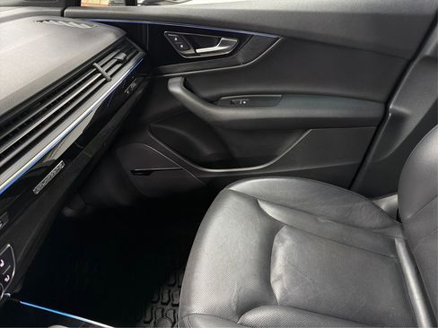 Used 2018 Audi Q7 3.0T Prestige w/ Prestige Package image 48