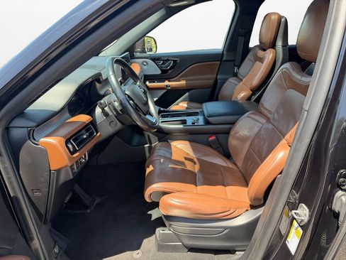 Used 2021 Lincoln Aviator Grand Touring w/ Equipment Group 302A AWD/4WD image 15