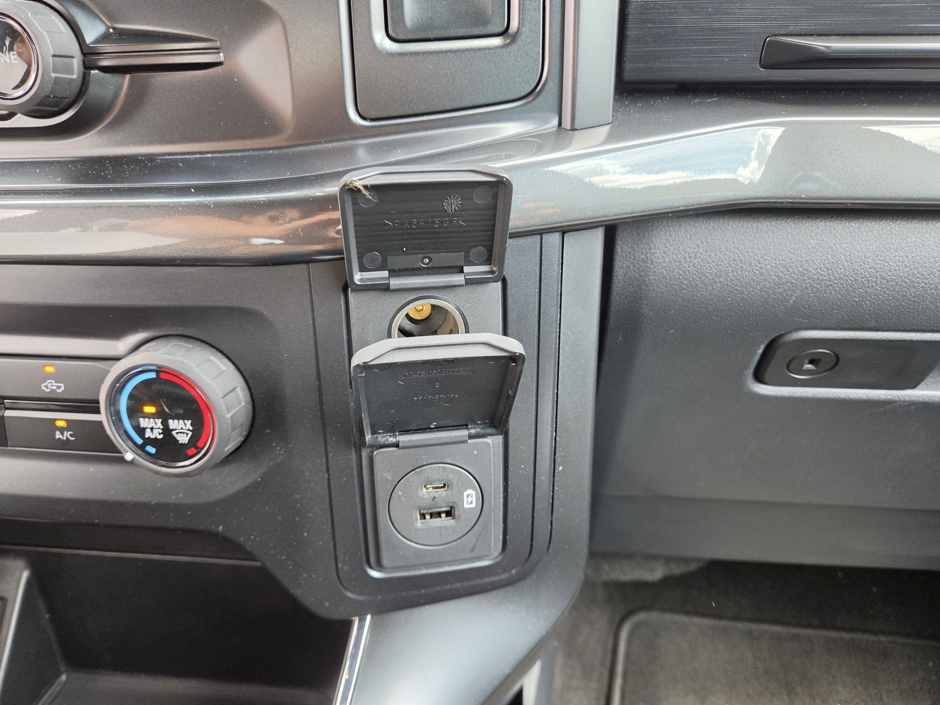 Used 2021 Ford F150 XL w/ STX Appearance Package RWD image 15