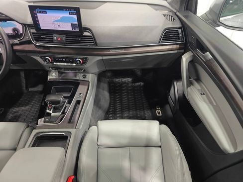 Used 2022 Audi Q5 2.0T Premium Plus w/ Premium Plus Package AWD/4WD image 26