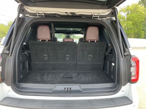 Used 2023 Ford Expedition Limited RWD image 44