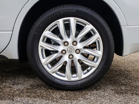 Used 2019 Buick Envision Premium w/ LPO, Interior Luxury Package image 35