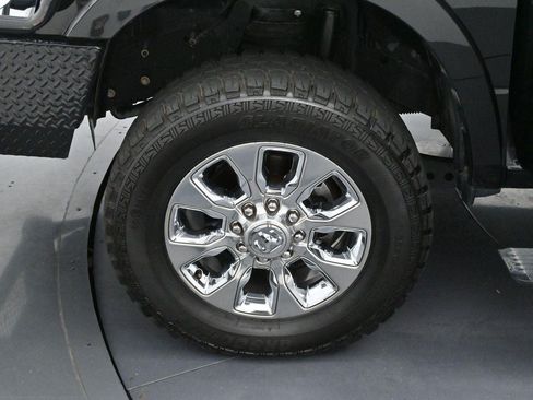 Used 2022 RAM 3500 Limited AWD/4WD image 31