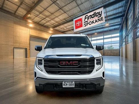 Used 2025 GMC Sierra 1500 SLT AWD/4WD image 2