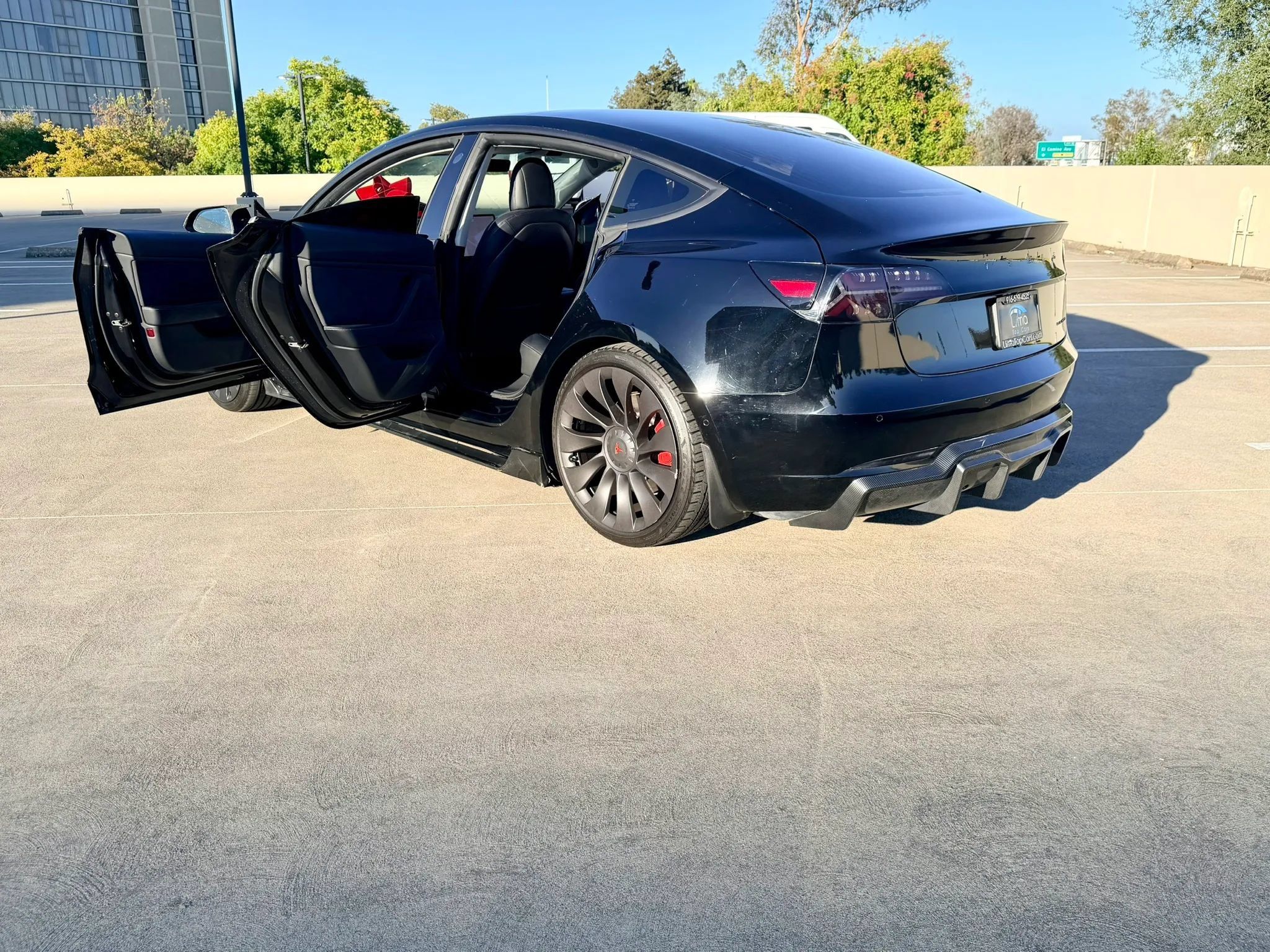 Used 2018 Tesla Model 3 Mid Range RWD image 35