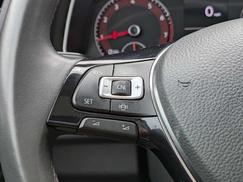 Used 2020 Volkswagen Jetta SE w/ SE Cold Weather Package FWD image 34