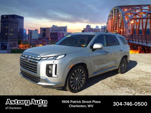 Used 2023 Hyundai Palisade Calligraphy image 7