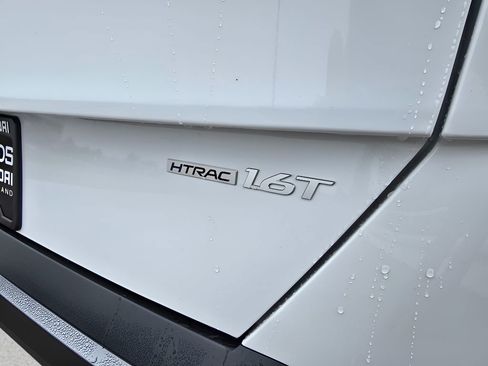 New 2026 Hyundai Kona SEL Premium image 9