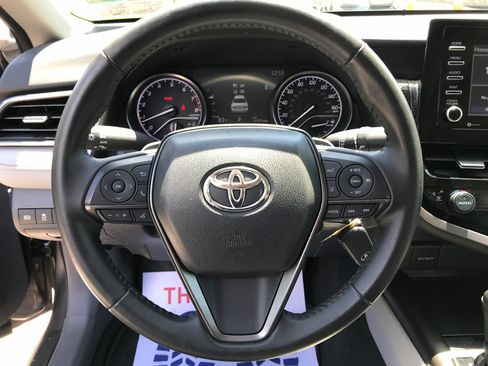 Used 2024 Toyota Camry SE AWD/4WD image 14