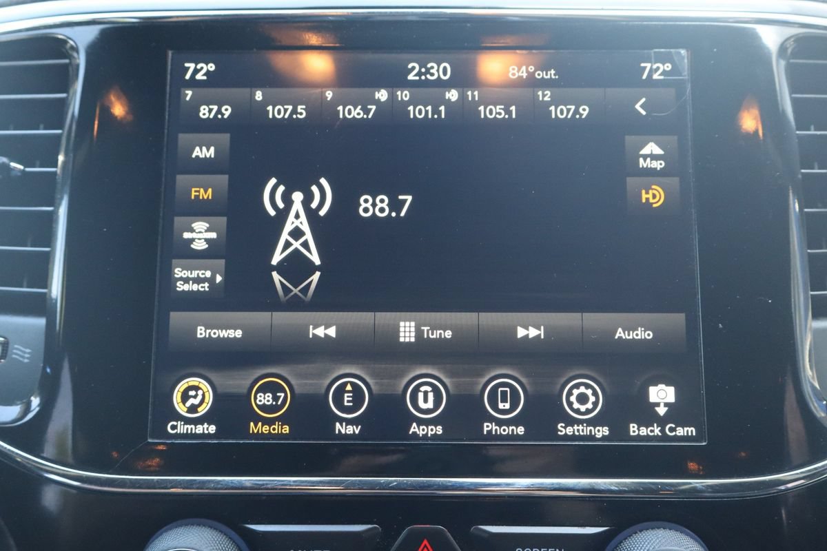 Used 2019 Jeep Grand Cherokee Limited AWD/4WD image 19