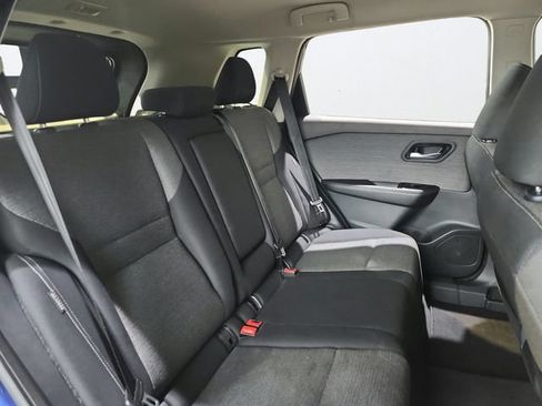 Used 2021 Nissan Rogue SV AWD/4WD image 24