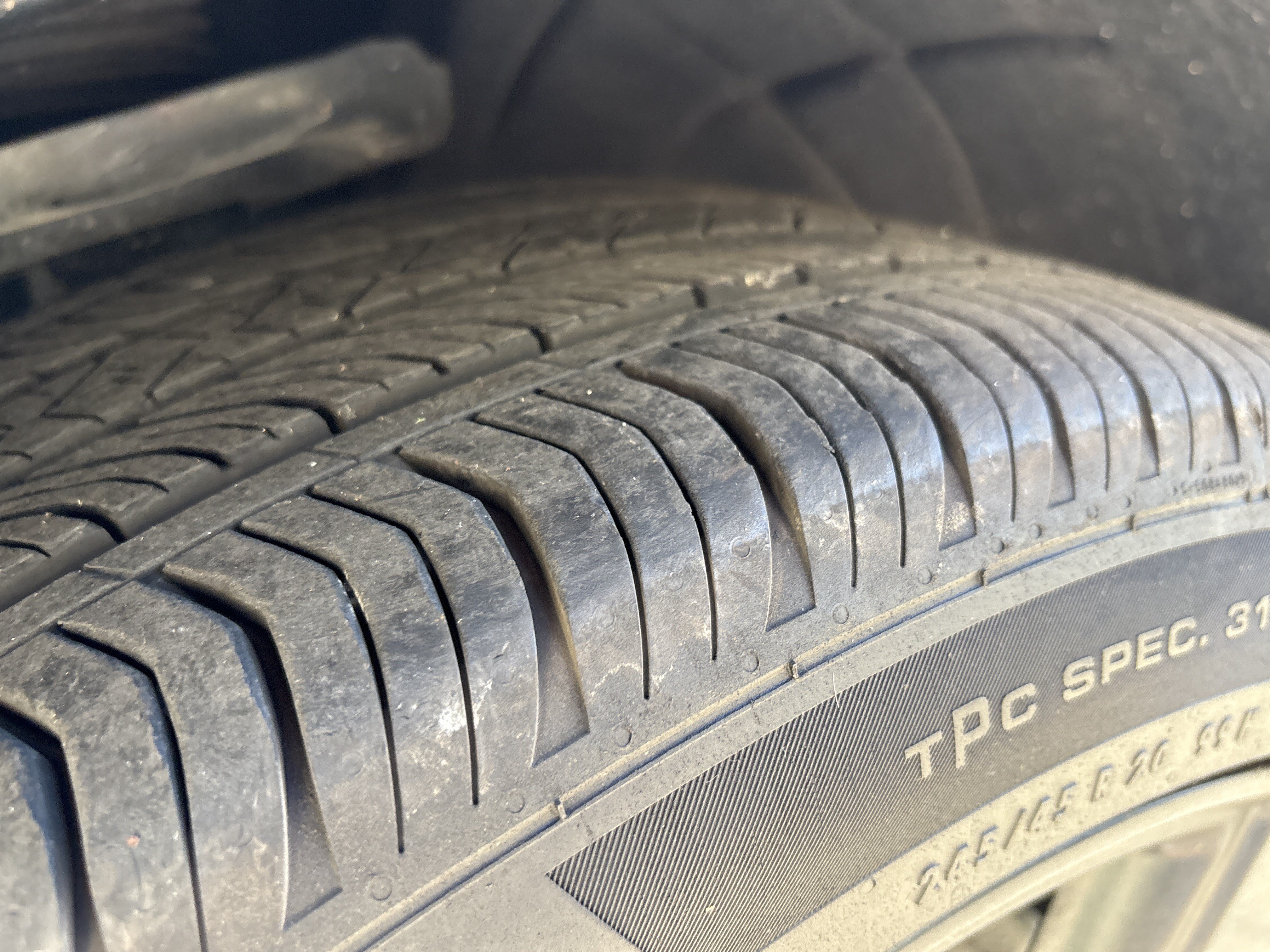Used 2025 Buick Envision Sport Touring AWD/4WD image 12