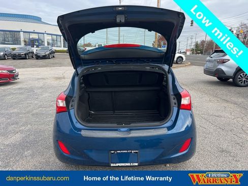 Used 2015 Hyundai Elantra GT w/ Option Group 02 image 41