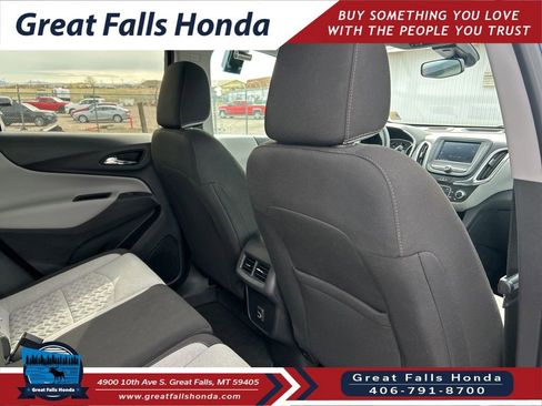 Used 2022 Chevrolet Equinox LT w/ Driver Convenience Package image 26