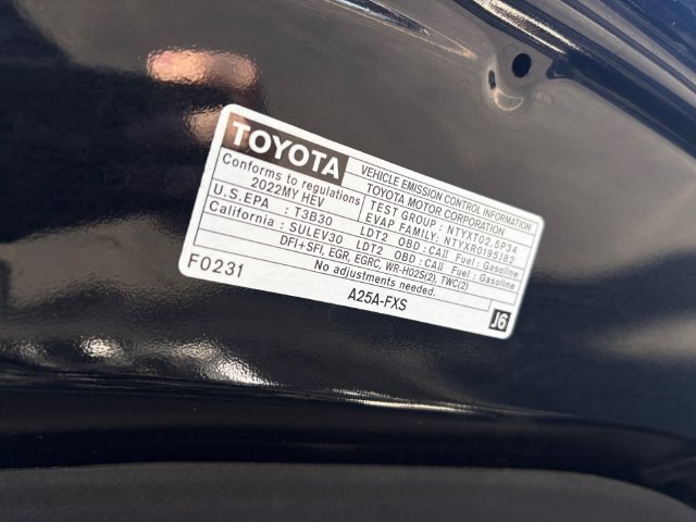 Certified 2022 Toyota Sienna XLE FWD image 10