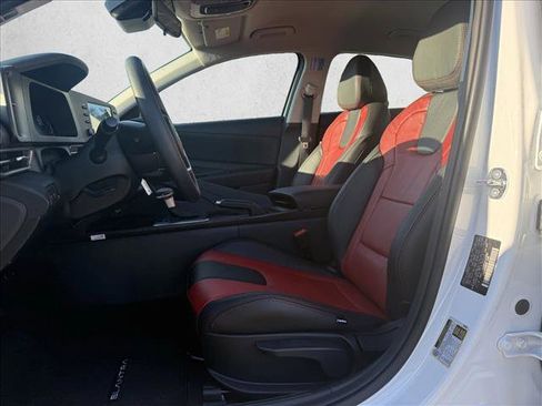 New 2026 Hyundai Elantra SE w/ Cargo Package image 4