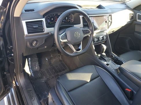Used 2022 Volkswagen Atlas SE image 20