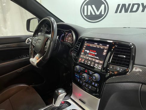 Used 2020 Jeep Grand Cherokee Trackhawk AWD/4WD image 19