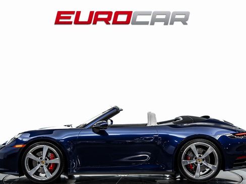 Used 2024 Porsche 911 Carrera S image 2