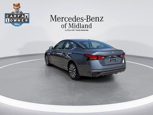 Used 2025 Nissan Altima 2.5 SV FWD image 6