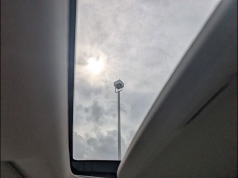 Used 2024 Honda Civic EX-L image 20